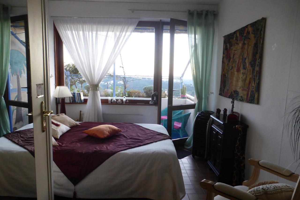 Nouveau ! Chambre D'Hote Insolite Privee " Coeurs De Pirates A Bali En Provence" Spa Sauna Massages Dans Cadre Exotique D'Amenagements Exterieurs D'Exception Ete Comme Hiver Bienvenue !!! Cavalaire-sur-Mer Exteriör bild