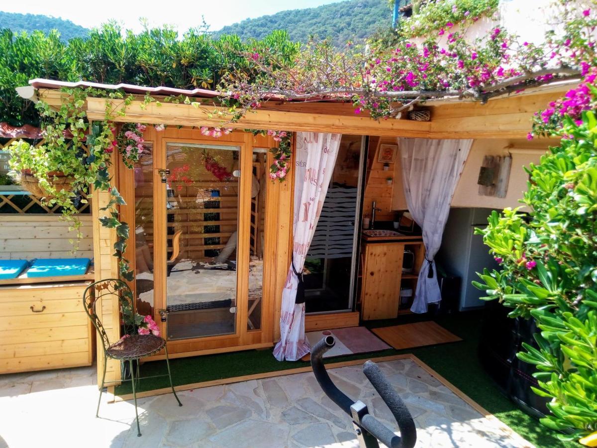 Nouveau ! Chambre D'Hote Insolite Privee " Coeurs De Pirates A Bali En Provence" Spa Sauna Massages Dans Cadre Exotique D'Amenagements Exterieurs D'Exception Ete Comme Hiver Bienvenue !!! Cavalaire-sur-Mer Exteriör bild